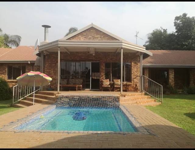 6 BEDROOM HOUSE TO LET IN MONTANA PARK